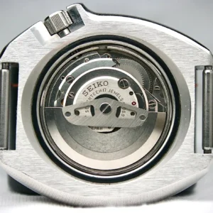 Alternative view of Seiko 2nd Diver 6105-8110 Mint Condition